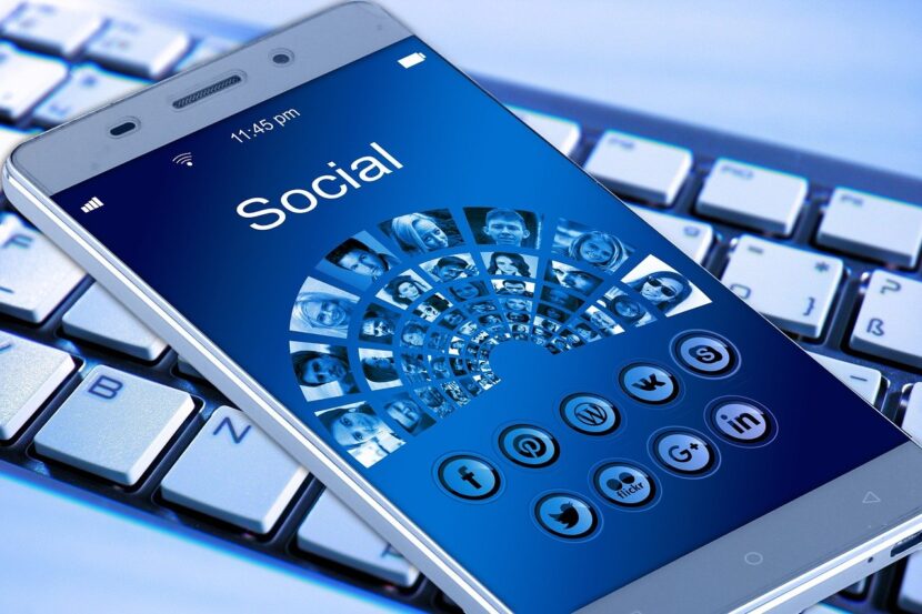 Managing Your Social Media Account in 5 Ways